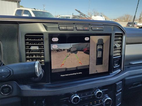 Used 2024 Ford F250 Platinum image 22