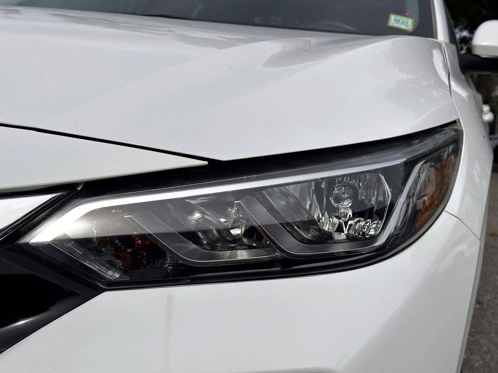 Certified 2023 Nissan Sentra SV w/ All-Weather Package FWD image 9
