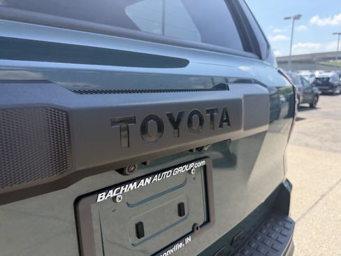 Used 2025 Toyota 4Runner TRD Off-Road Premium w/ Tow Technology Package AWD/4WD image 8