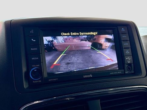 Used 2019 Dodge Grand Caravan GT FWD image 12