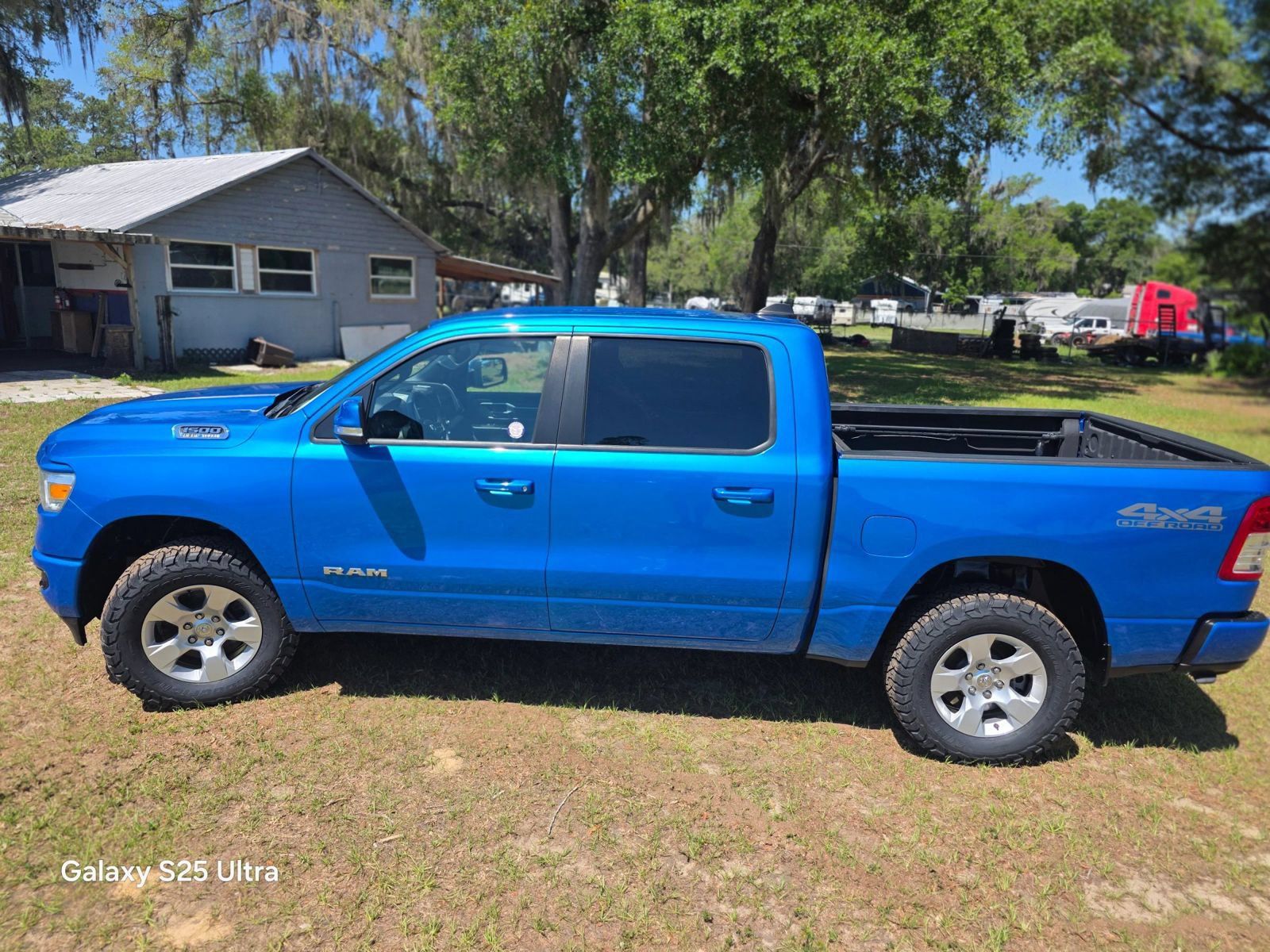 Used 2022 RAM 1500 Big Horn AWD/4WD image 6