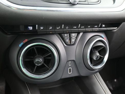 Used 2023 Chevrolet Blazer LT image 22