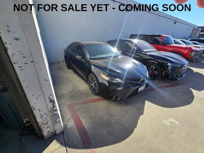 Used 2018 Toyota Camry SE