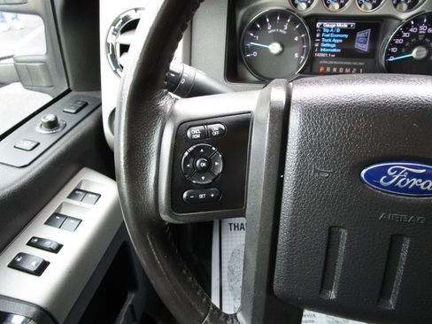 Used 2016 Ford F250 Lariat w/ Lariat Ultimate Package image 12