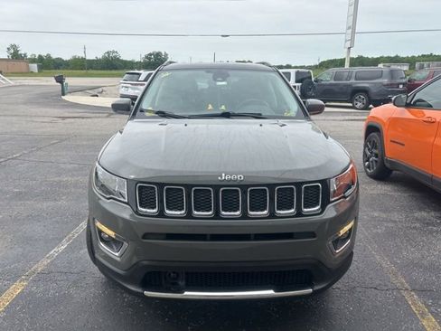 Used 2021 Jeep Compass Limited AWD/4WD image 2