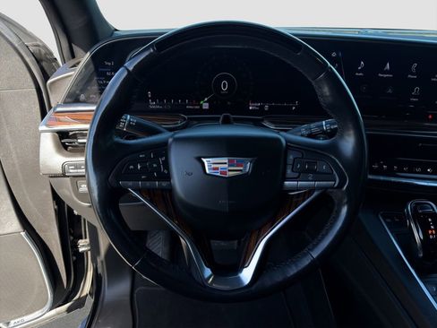 Used 2022 Cadillac Escalade ESV Premium Luxury AWD/4WD image 10