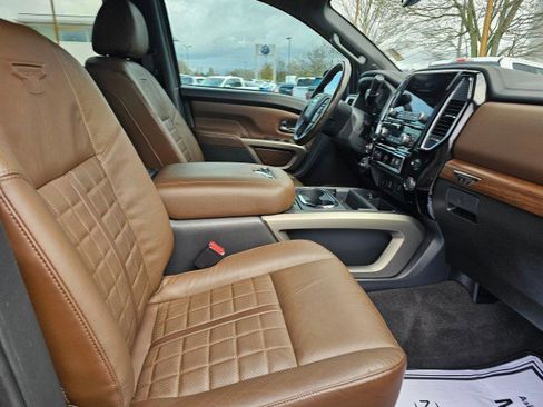 Used 2021 Nissan Titan Platinum Reserve w/ Moonroof Package image 14