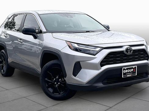 Used 2024 Toyota RAV4 LE FWD image 3