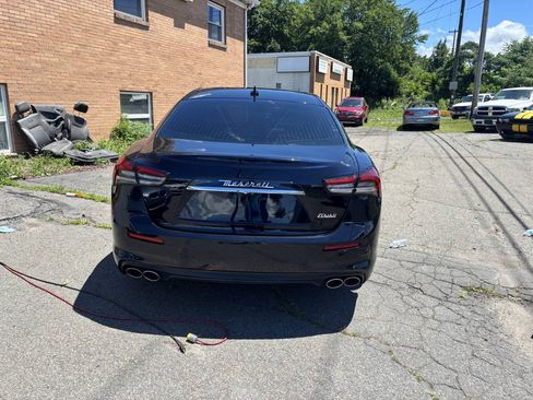 Used 2021 Maserati Ghibli S RWD image 2