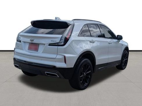 Used 2024 Cadillac XT4 Sport w/ Cold Weather Package AWD/4WD image 5