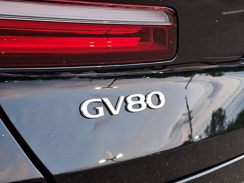 Certified 2025 Genesis GV80 3.5T Prestige AWD/4WD image 30
