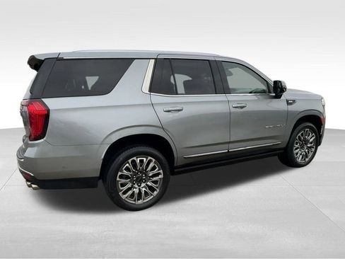 Certified 2024 GMC Yukon Denali Ultimate image 9