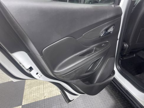 Used 2017 Buick Encore Preferred AWD/4WD image 15
