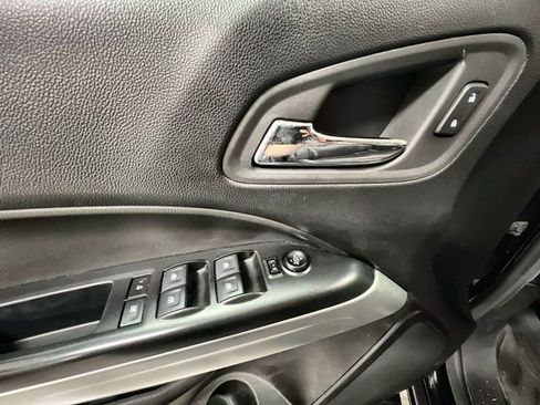 Certified 2022 Chevrolet Colorado LT w/ Luxury Package AWD/4WD image 21