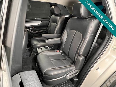 Used 2024 MAZDA CX-90 3.3 Turbo w/ Premium Package image 13