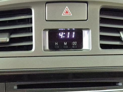 Used 2011 Toyota Avalon image 19