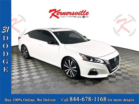 Used 2019 Nissan Altima 2.5 SR w/ SR Premium Package image 1