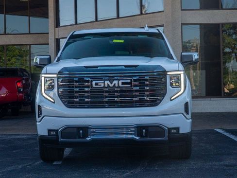 Used 2023 GMC Sierra 1500 Denali Ultimate AWD/4WD image 7
