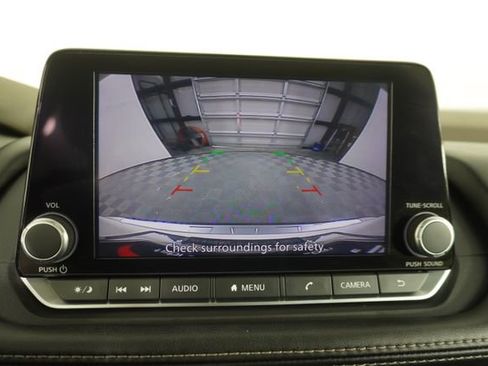 Used 2023 Nissan Rogue SV w/ SV Premium Package image 28