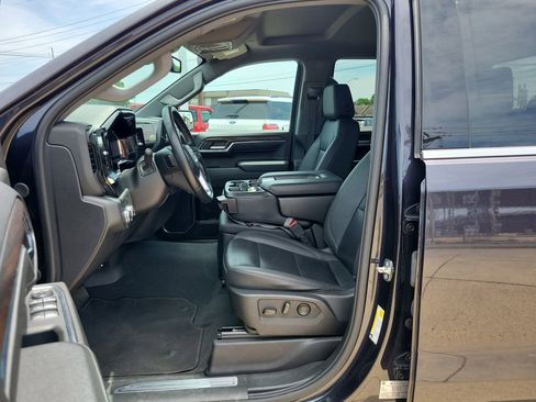 Used 2024 GMC Sierra 1500 SLT RWD image 12