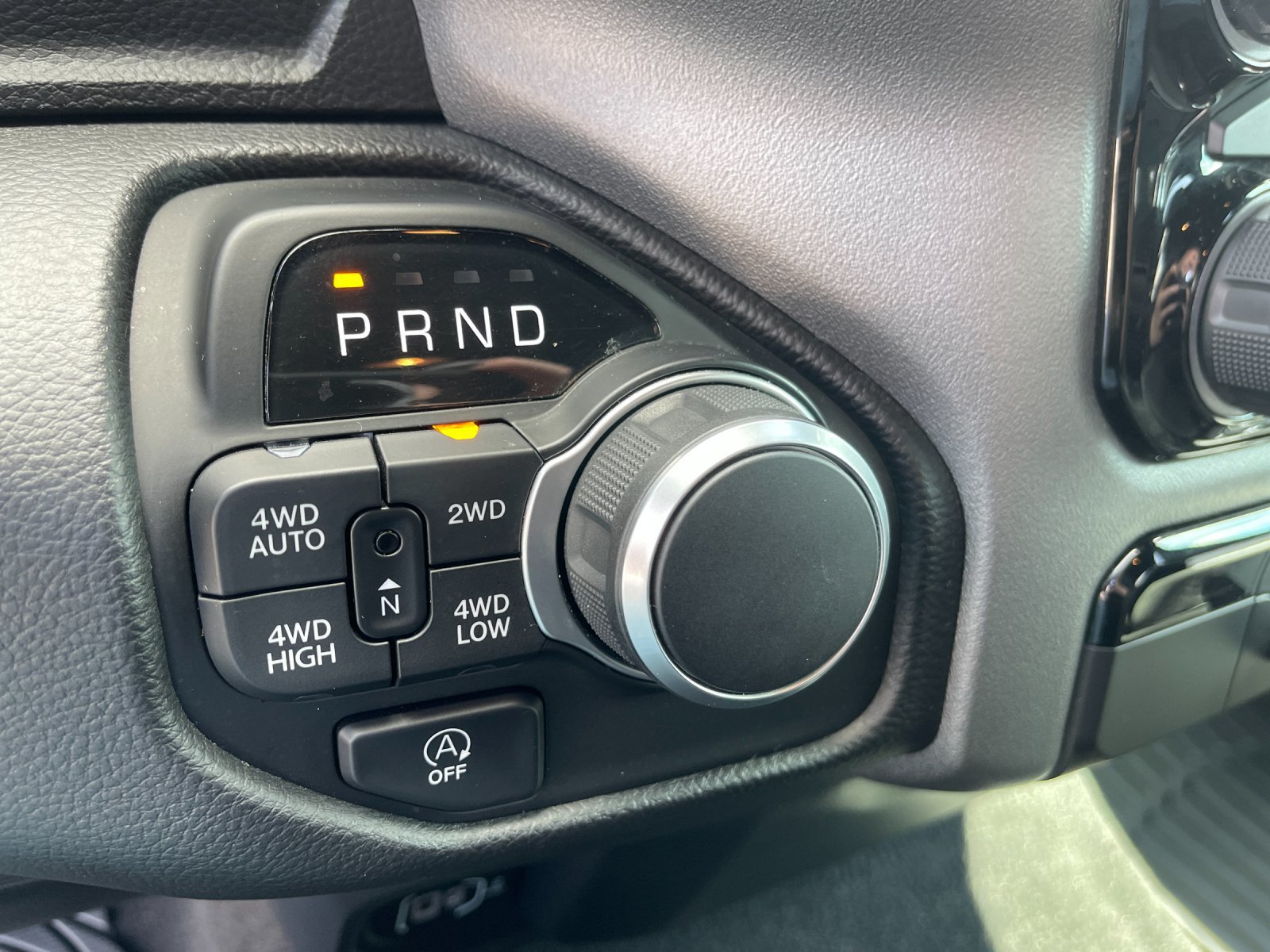 Used 2025 RAM 1500 Big Horn AWD/4WD image 23