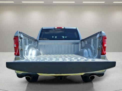 Used 2025 RAM 1500 Big Horn AWD/4WD image 4