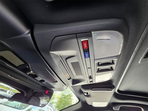 New 2025 Subaru Crosstrek 2.5i Wilderness w/ Wilderness Package image 28