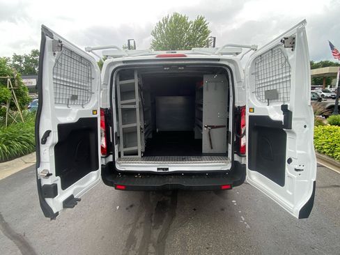 Used 2023 Ford Transit 250 Low Roof RWD image 11