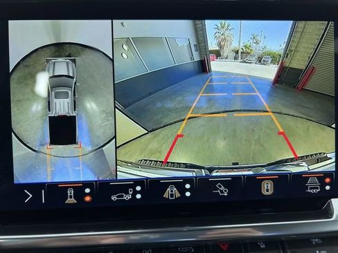 Used 2026 GMC Sierra 1500 SLT w/ SLT Premium Plus Package image 15