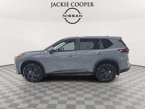 New 2026 Nissan Rogue SV image 8