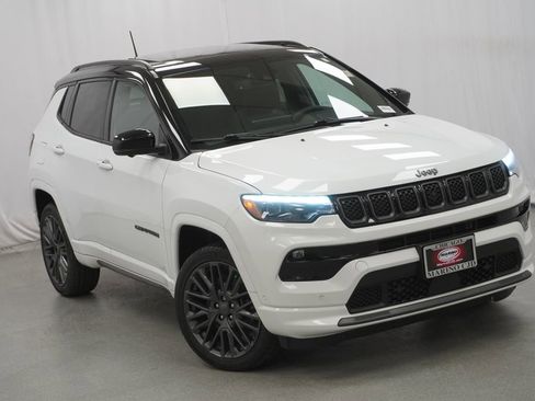 Certified 2023 Jeep Compass High Altitude w/ Driver Assist Group I AWD/4WD image 10