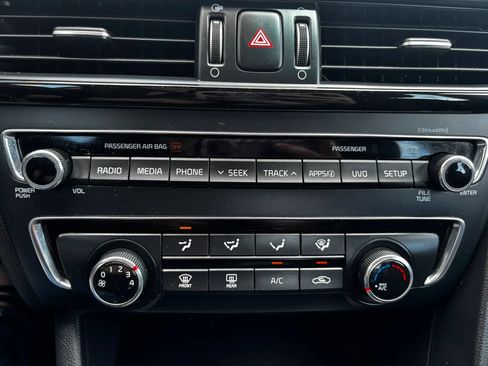 Used 2018 Kia Optima LX FWD image 12