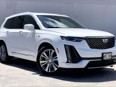 Used 2023 Cadillac XT6 Premium Luxury w/ Technology Package FWD image 21