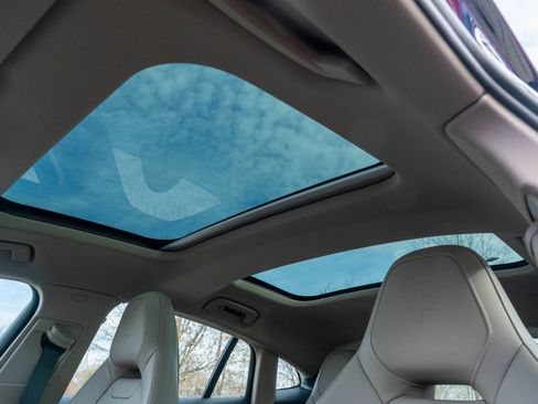 New 2026 Porsche Panamera 4 image 32