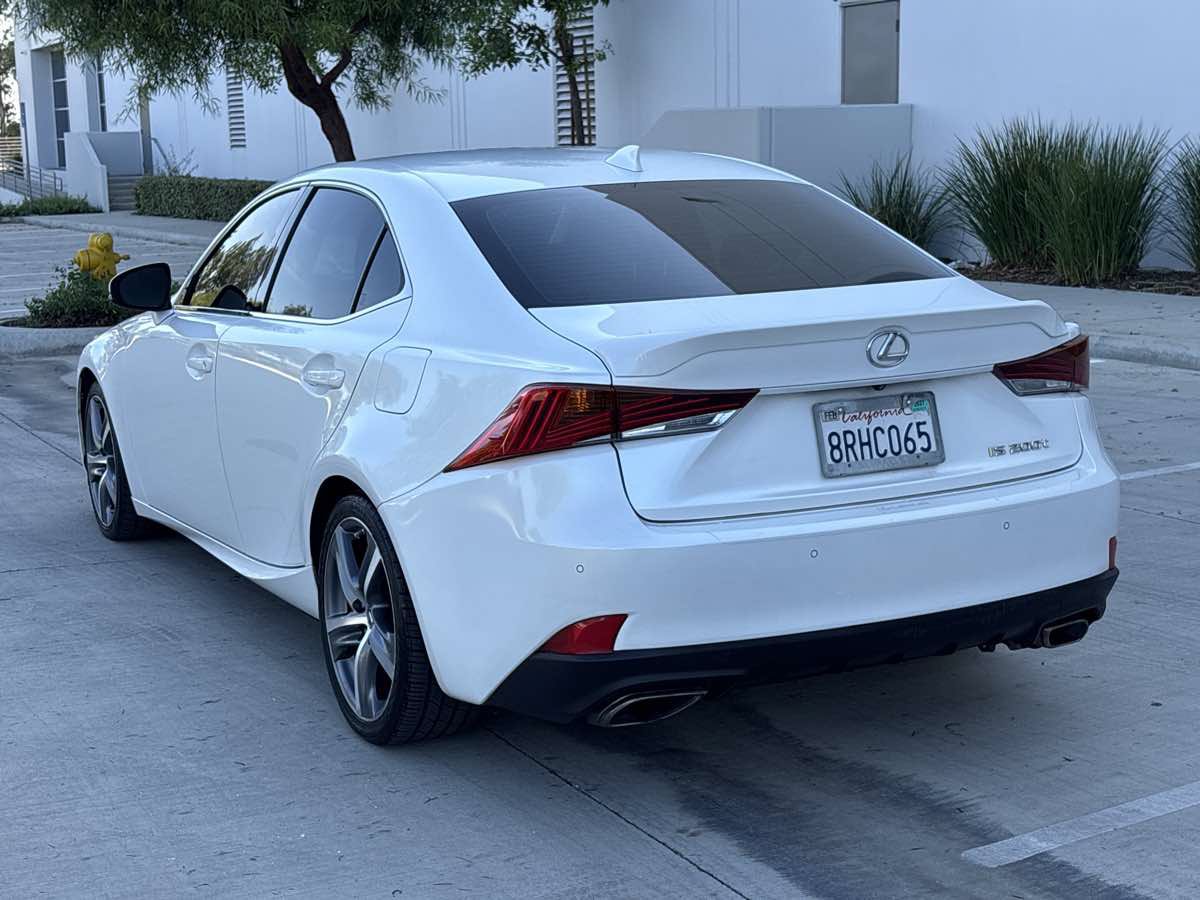 Used 2017 Lexus IS 200t w/ Navigation System Package RWD image 5