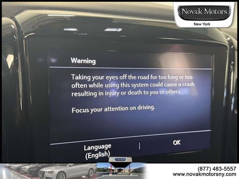 Used 2020 Chevrolet Traverse LT w/ Driver Confidence II Package image 23