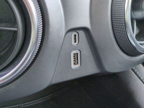 Used 2020 Chevrolet Blazer LT image 29