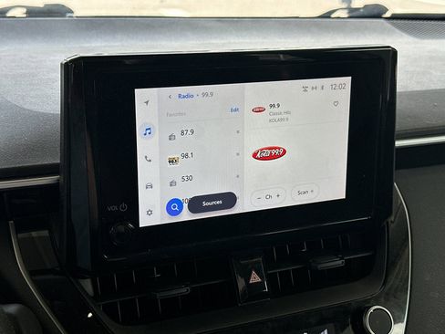 Used 2023 Toyota Corolla LE image 15