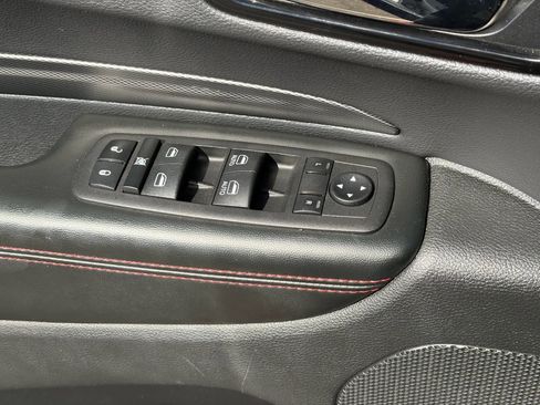 Used 2023 Dodge Durango GT image 17