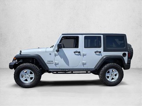 Used 2014 Jeep Wrangler Unlimited Sport w/ Quick Order Package 23S AWD/4WD image 9