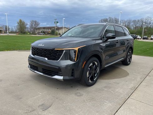 New 2026 Kia Sorento EX AWD/4WD image 2