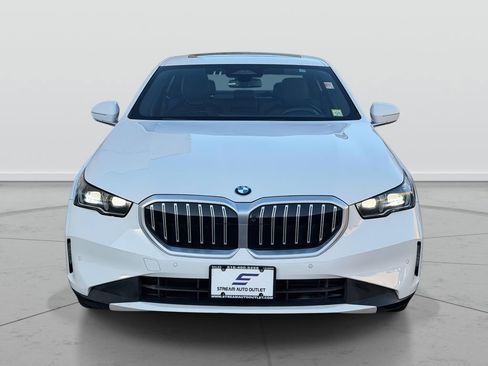 Used 2026 BMW 530i xDrive AWD/4WD image 2