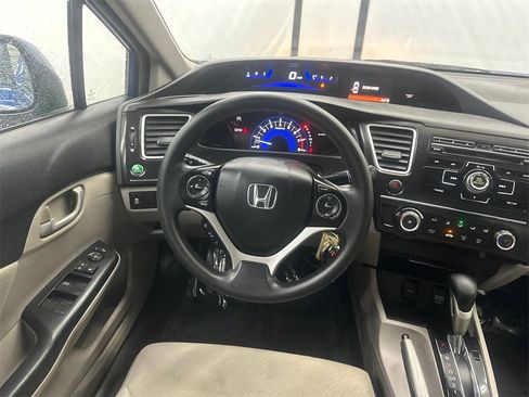 Used 2013 Honda Civic LX image 22