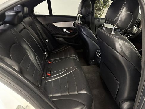 Used 2019 Mercedes-Benz C 300 Sedan image 31
