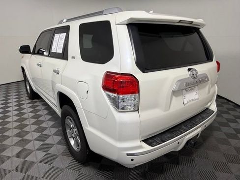Used 2013 Toyota 4Runner SR5 w/ Convenience Pkg RWD image 4