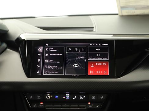 New 2026 Audi RS e-tron GT performance AWD/4WD image 19