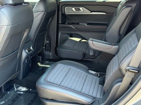 New 2026 Ford Explorer ST-Line w/ ST-Line Street Pack RWD image 7