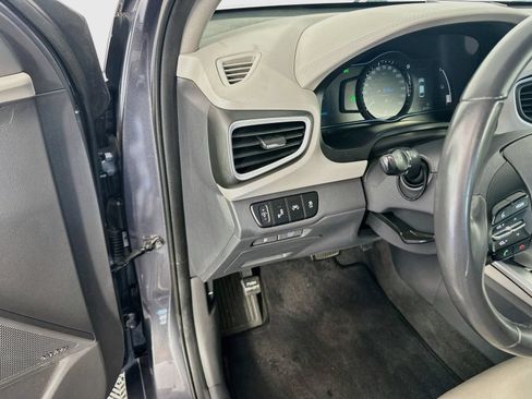 Used 2018 Hyundai Ioniq Limited w/ Limited Ultimate Package 03 FWD image 10