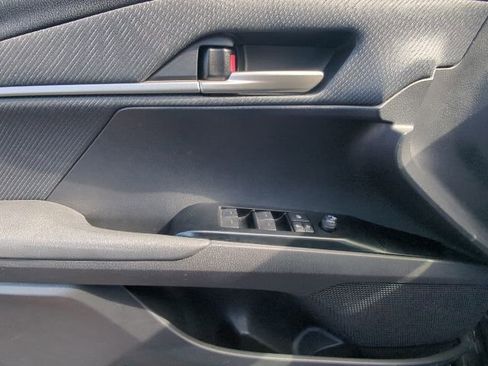 Used 2025 Toyota Camry LE image 24