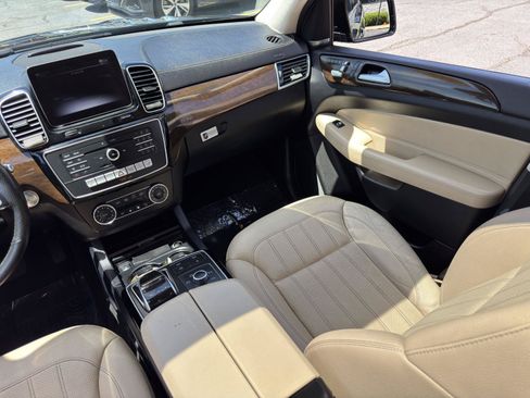 Used 2019 Mercedes-Benz GLS 450 4MATIC w/ Premium 1 Package image 35